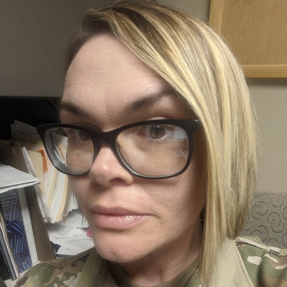 Meet your Posher, Christina - Picture 8 of 11